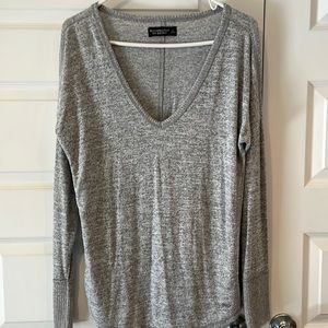 Grey cozy Abercrombie and Fitch top